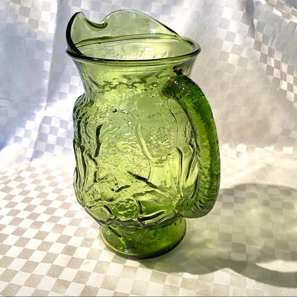 Vintage Olive Anchor Hocking Rainflower Pitcher - Picture 3 of 10